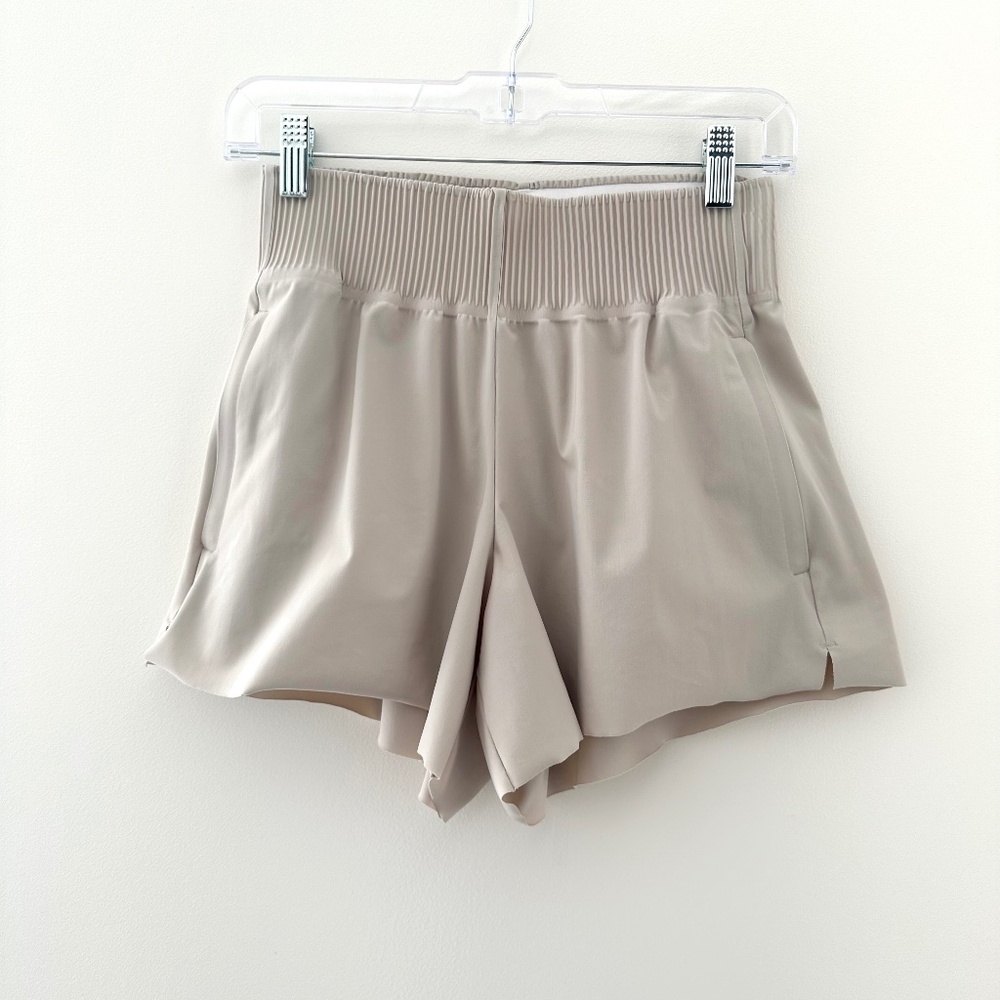 Athleta Cosmic Flutter Shorts - XXS Beige